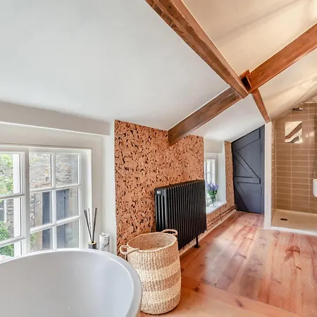Autumn Holiday home Gilling